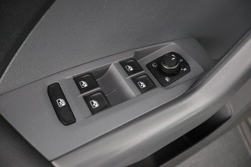 VOLKSWAGEN T-Cross *LIFE 1.0TSI DSG7 + GPS + CARPLAY + CAMERA + PDC + CRUISE + ALU 16