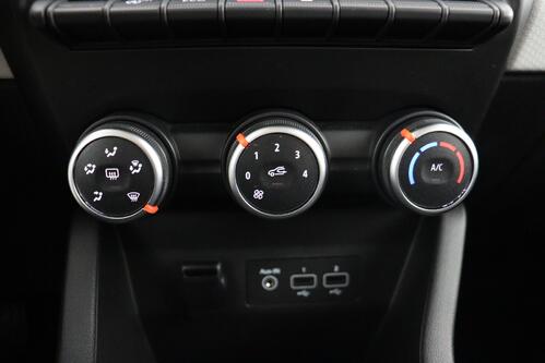 RENAULT Clio *LIMITED NR.3 1.0TCe + GPS + PDC + CRUISE + ALU 16