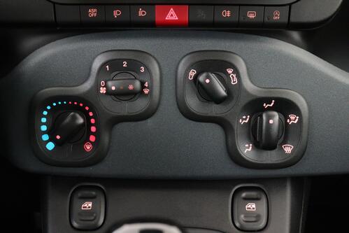 FIAT Panda 1.0i MHEV PANDINA EDITION + A/C + PDC 