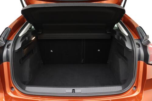 CITROEN C4 SHINE 1.2 PURETECH EAT8 + A/T + GPS + CAMERA + PDC + CRUISE + ALU 