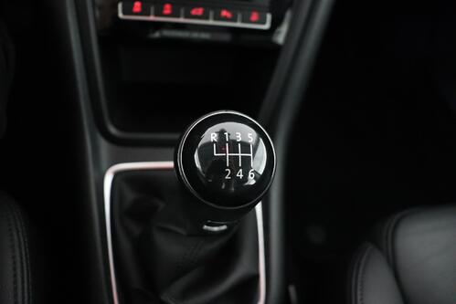 VOLKSWAGEN Sharan *HIGHLINE 1.4 TSI + 7 PL. + GPS + LEDER + CARPLAY + CAMERA + PDC + CRUISE(ACC) + ALU 17